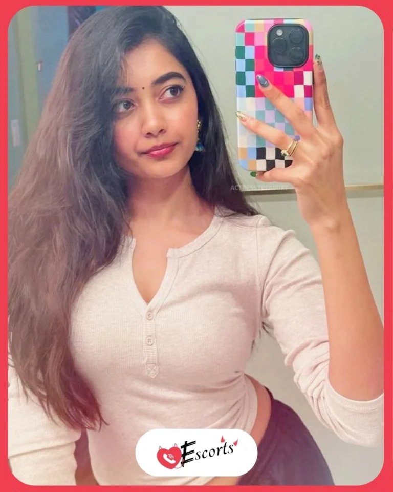 independent-girl-in-goa-available-for-hotels-rooms-parties-events