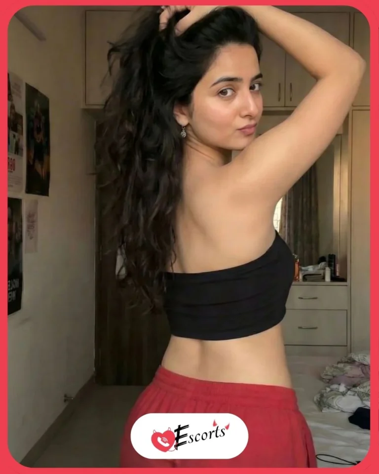 independent-girl-in-goa-available-for-hotels-rooms-parties-events