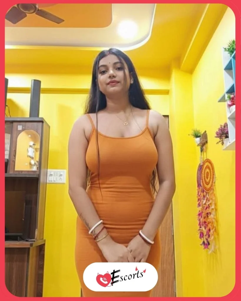 independent-girl-in-goa-available-for-hotels-rooms-parties-events