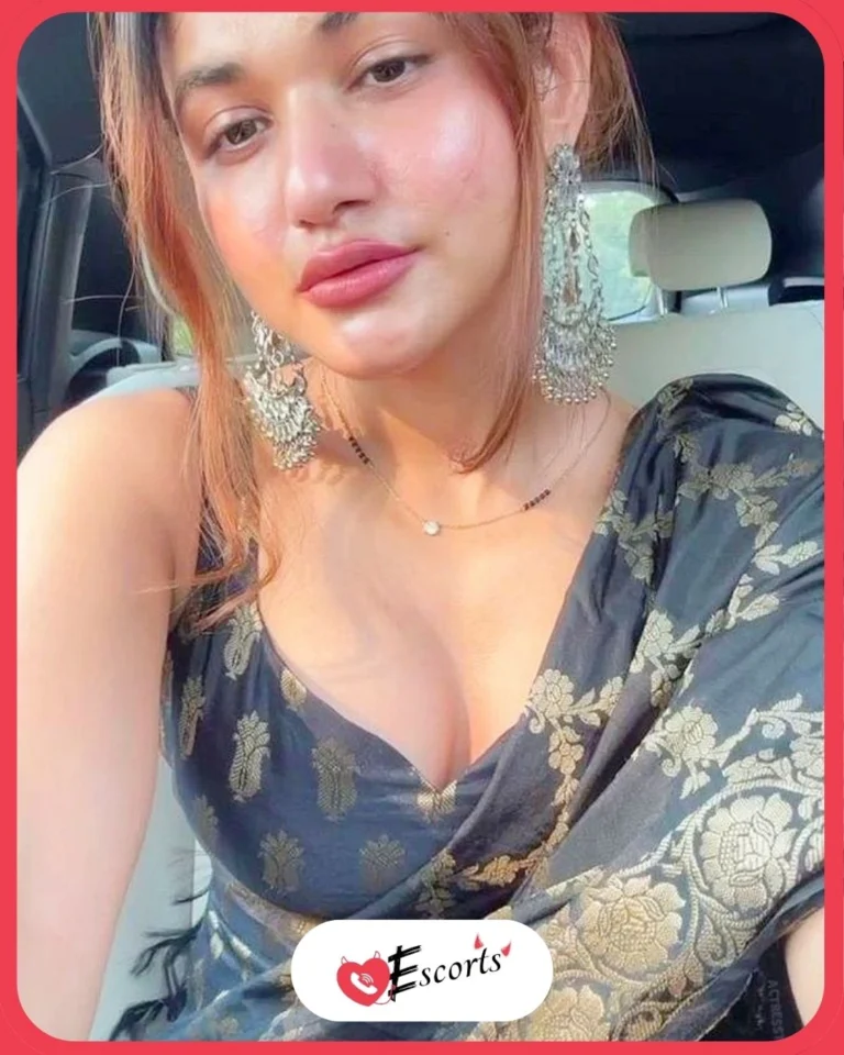 independent-girl-in-goa-available-for-hotels-rooms-parties-events